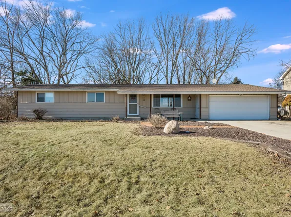 222 N Lincoln Dr, Lisbon, IL 60541