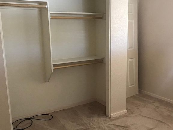 5th image of 653 S 93rd Pl