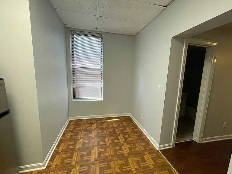 416 Greenup St #4 — Photo 5