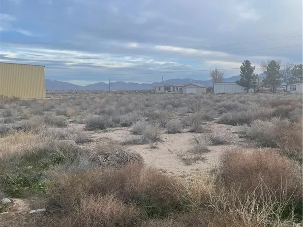 915 Beech Ave, Sandy Valley, NV 89019