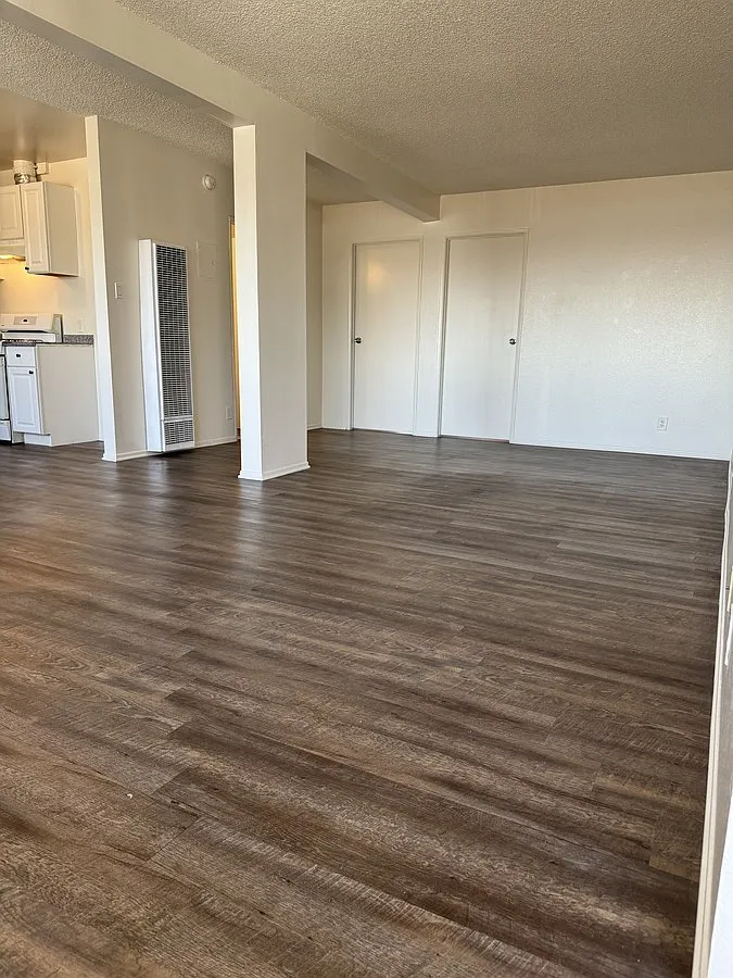 Charming 2 Bedroom 1 Bathroom unit for rent near Dodger stadium — Photo 1