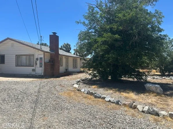 15129 Cedar St, Hesperia, CA 92345