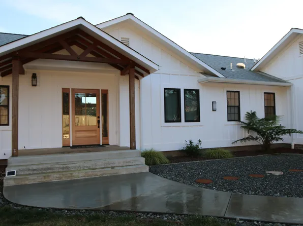 3315 Dows Prairie Rd, McKinleyville, CA 95519