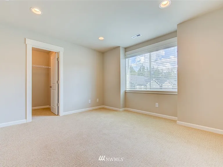 1512 246th Ave NE — Photo 16