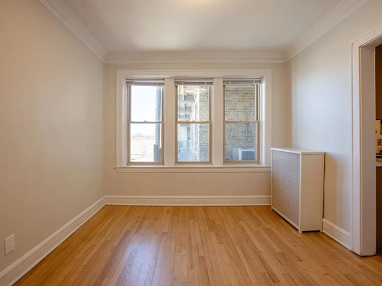 4901 N Elston Ave #2 — Photo 8