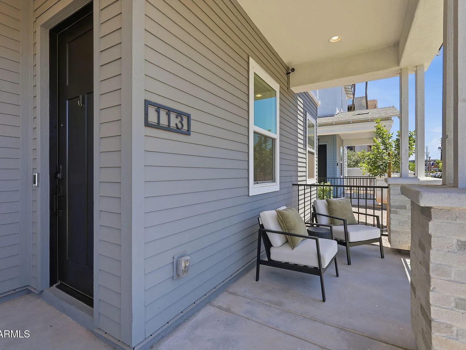 3 bed, 2.5 bath, 1901 sqft, $3,750 — Photo 3