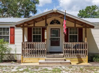 111 Penny Acres Ln, Welaka, FL 32193