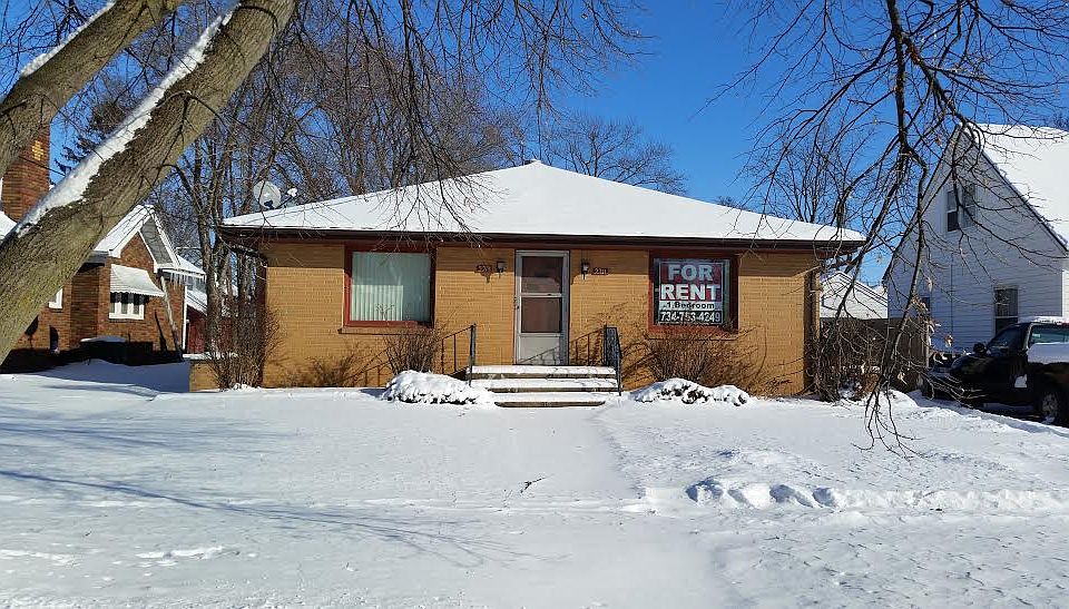 1st image of 2211 Grant Ave #2