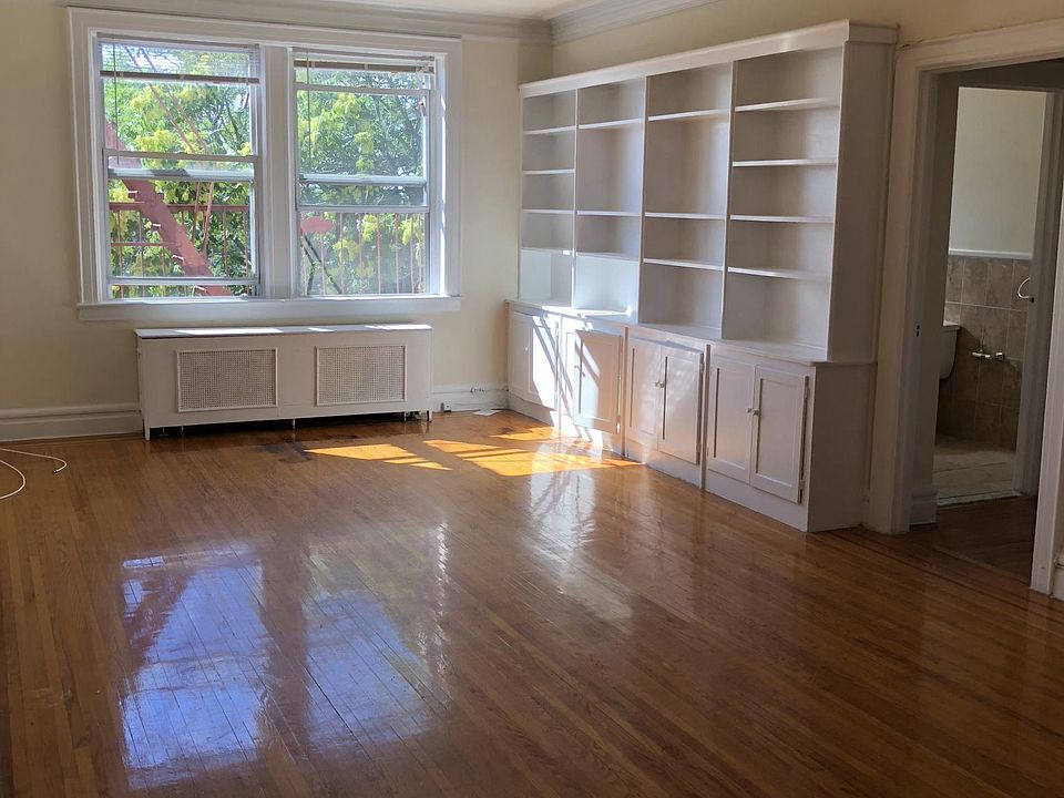 1st image of 164 S Harrison St APT 4E