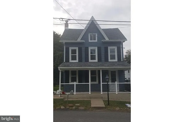 899 Pleasant Hill Rd photo 1