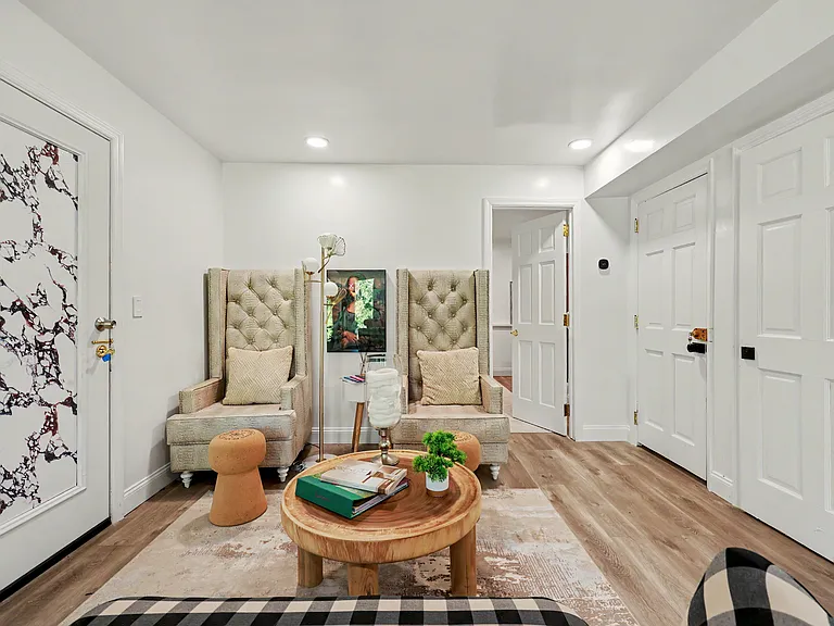 84 Hunting Ridge Rd — Photo 30