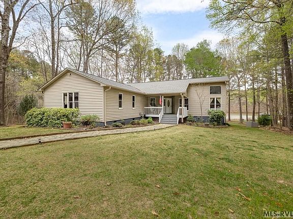 3rd image of 122 Kings Branch Ct