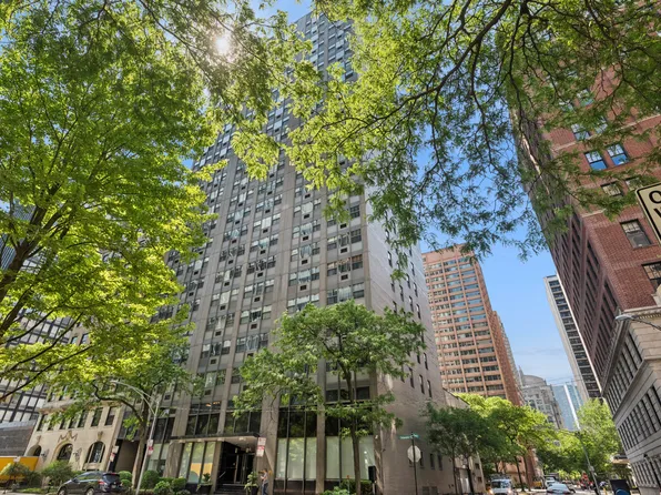 253 E Delaware Pl APT 7H, Chicago, IL 60611