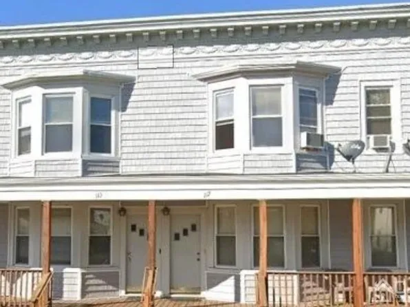 117 Emerson St #1, Carteret, NJ 07008
