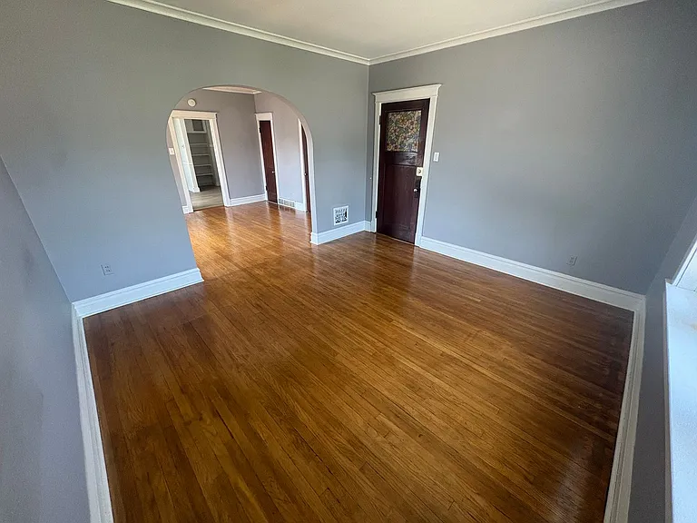 6044 Arsenal St — Photo 2