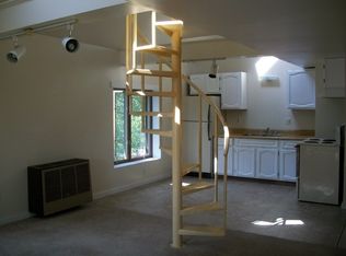 10 Railroad Sq APT 1, Waterville, ME 04901
