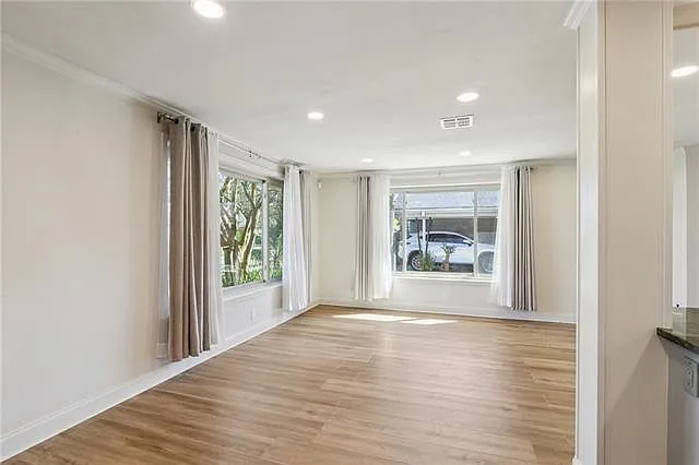444 Beverly Garden Dr — Photo 13