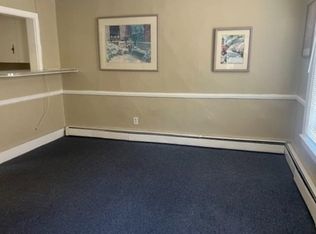 40 W Broadway St #8, Derry, NH 03038