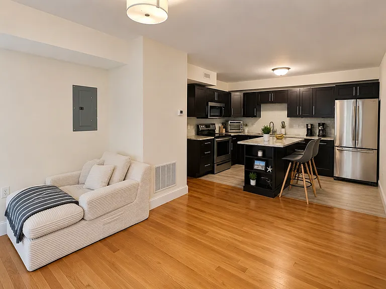 110 South St #2 — Photo 2