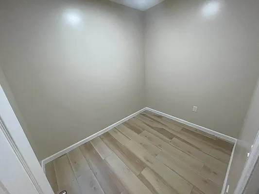 Rented by EXR | media 14