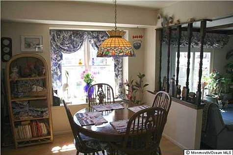 5th image of 941 Millstone Ct