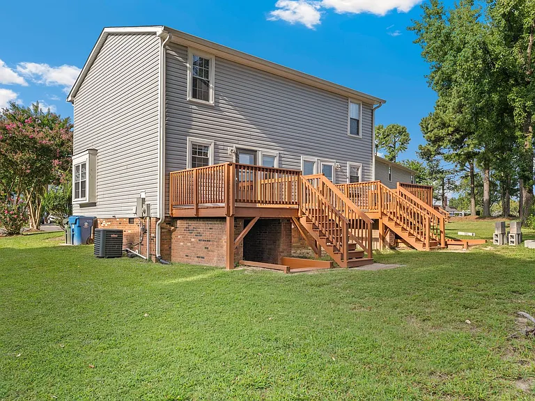 9 Hayti Ln — Photo 17