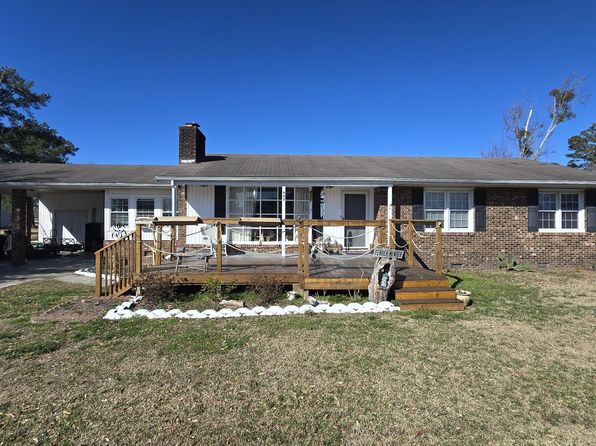902 Main Street, Maysville, NC 28555