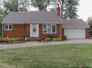 2850 Walter Rd, Westlake, OH 44145