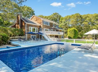 5 Mountain Laurel Ln, Southampton, NY 11968