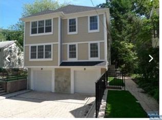 300-302 Tenafly Rd, Tenafly, NJ 07670