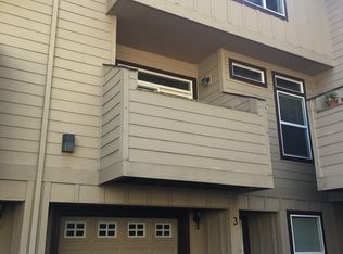 4 SW Boundary St APT 3, Portland, OR 97239