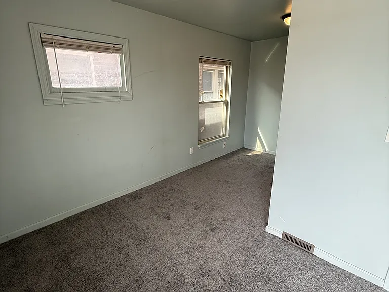 1308 Hanford Ave — Photo 21