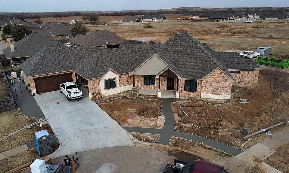 2nd image of 3716 NE Willow Way