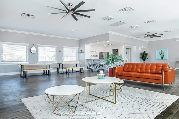 Wymore 360 Apartments — Photo 5