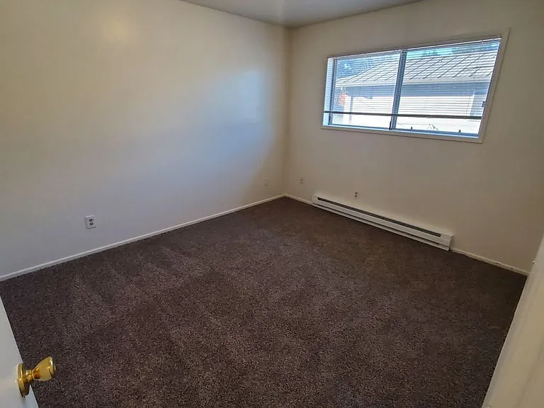3930 Iberis St NE — Photo 13