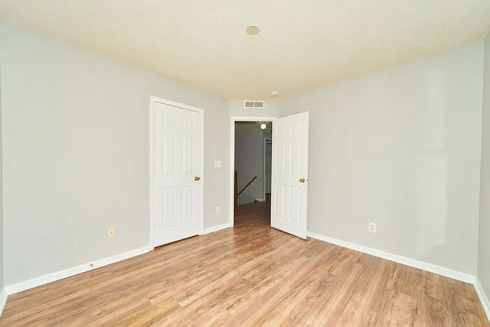 8133 Maple Stream Ln — Photo 18