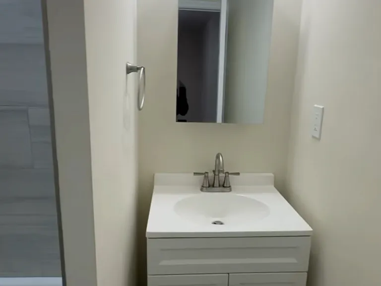 1160 Mary St #4 — Photo 2