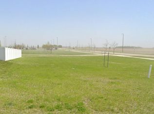 2310 44th St S, Moorhead, MN 56560