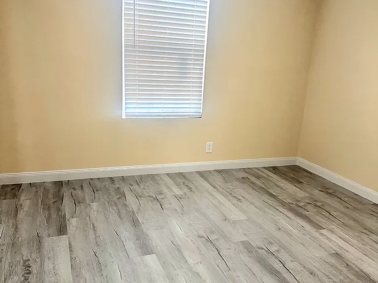 643 J St #2 — Photo 9