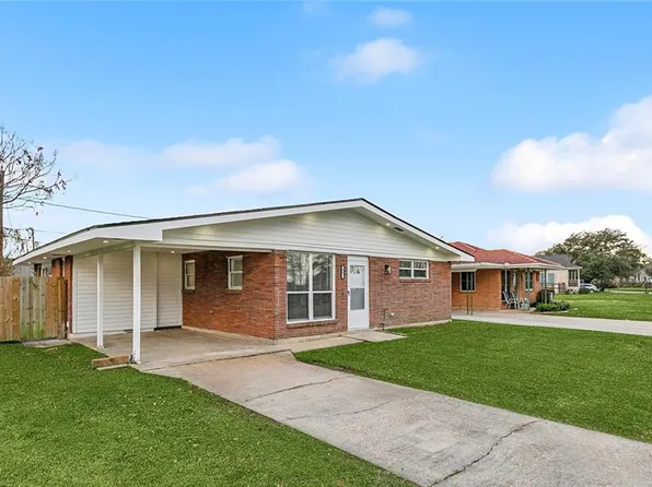 67 W Chalmette Cir, Chalmette, LA 70043
