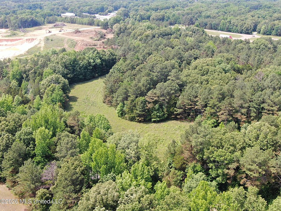 1st image of 500 Boswell Rd