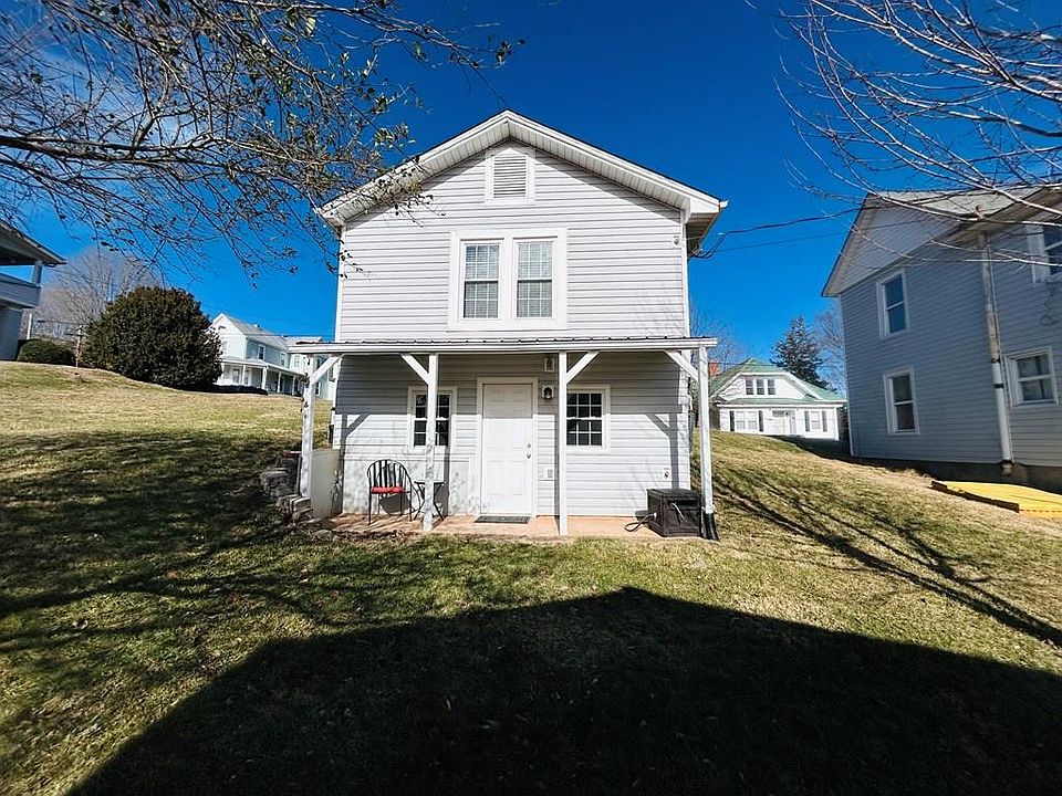 1st image of 409 1/2 W Grayson St