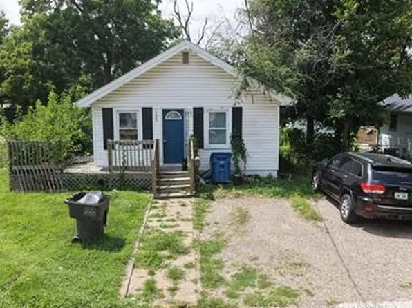 1828 E 21st St, Des Moines, IA 50317