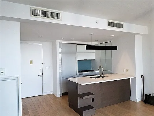 Rented by Northside Plaza Inc. | media 33