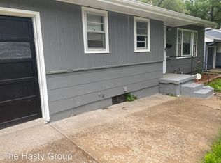 2916 S Hedges Ave, Independence, MO 64052