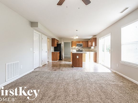 5th image of 3899 Woods Bay Ln