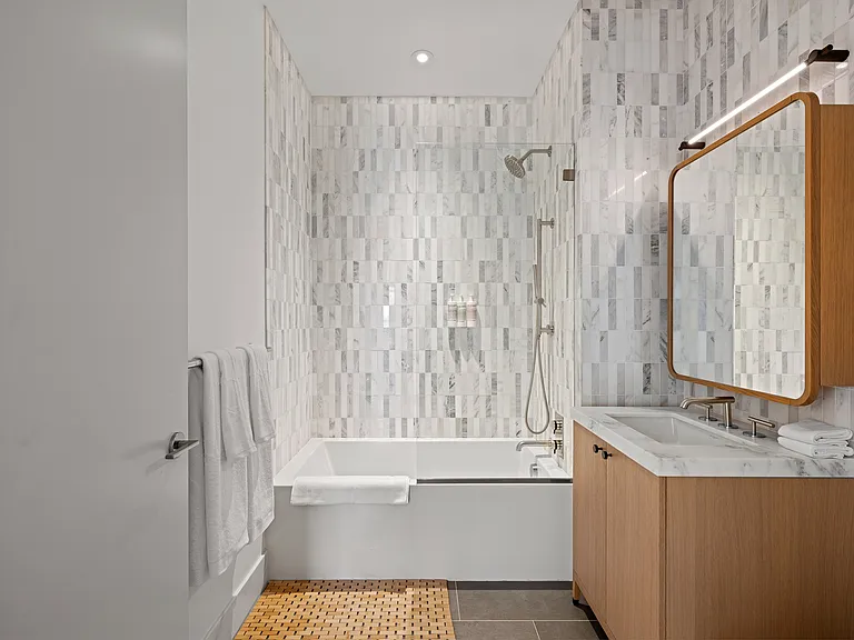 180 Front St #18B — Photo 18