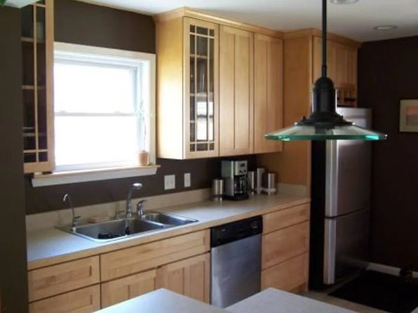 1400 Hatcher Cres
