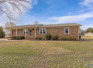 104 Whispering Winds Dr, Hazel Green, AL 35750