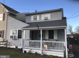 702-B Worcester St, La Plata, MD 20646